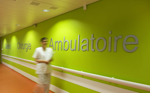 La chirurgie ambulatoire en chirurgie esthétique : le cas de l’augmentation mammaire
