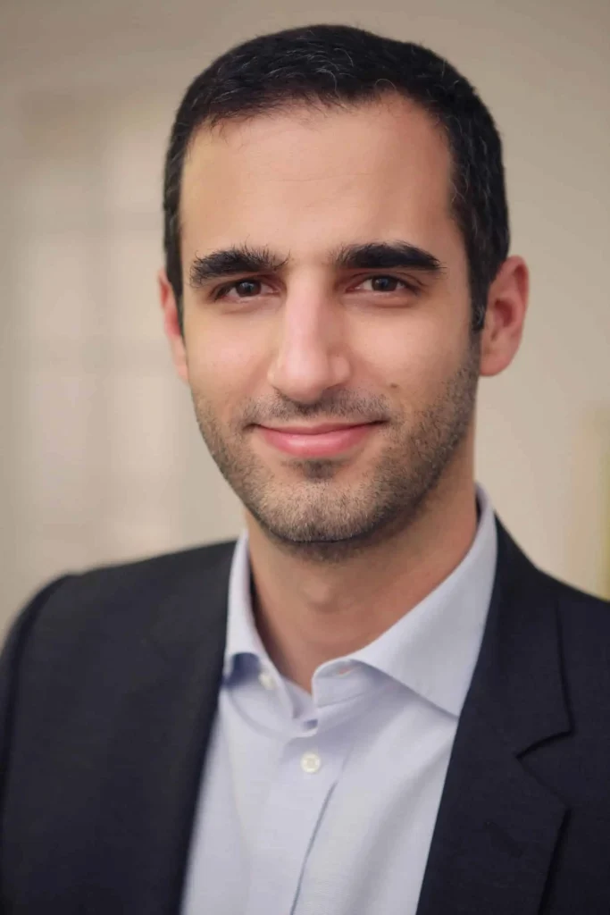 Dr. Marc-David Benjoar